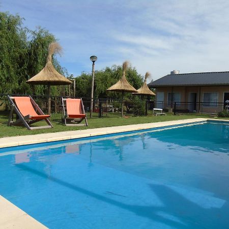 Aitue Bungalows Gualeguaychú Exterior foto